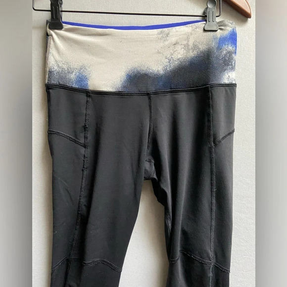 Lululemon Athletica cropped leggings Sz 6 - Picture 7 of 14